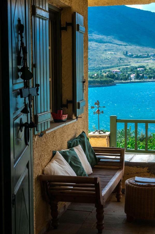 Aphrodite'S Coast Retreat House! Galaxídhion Dış mekan fotoğraf