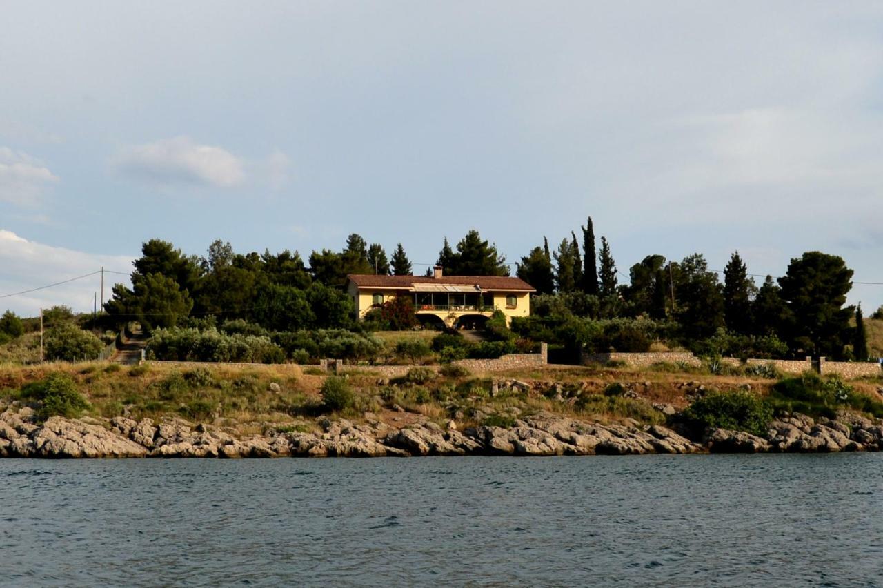 Aphrodite'S Coast Retreat House! Galaxídhion Dış mekan fotoğraf